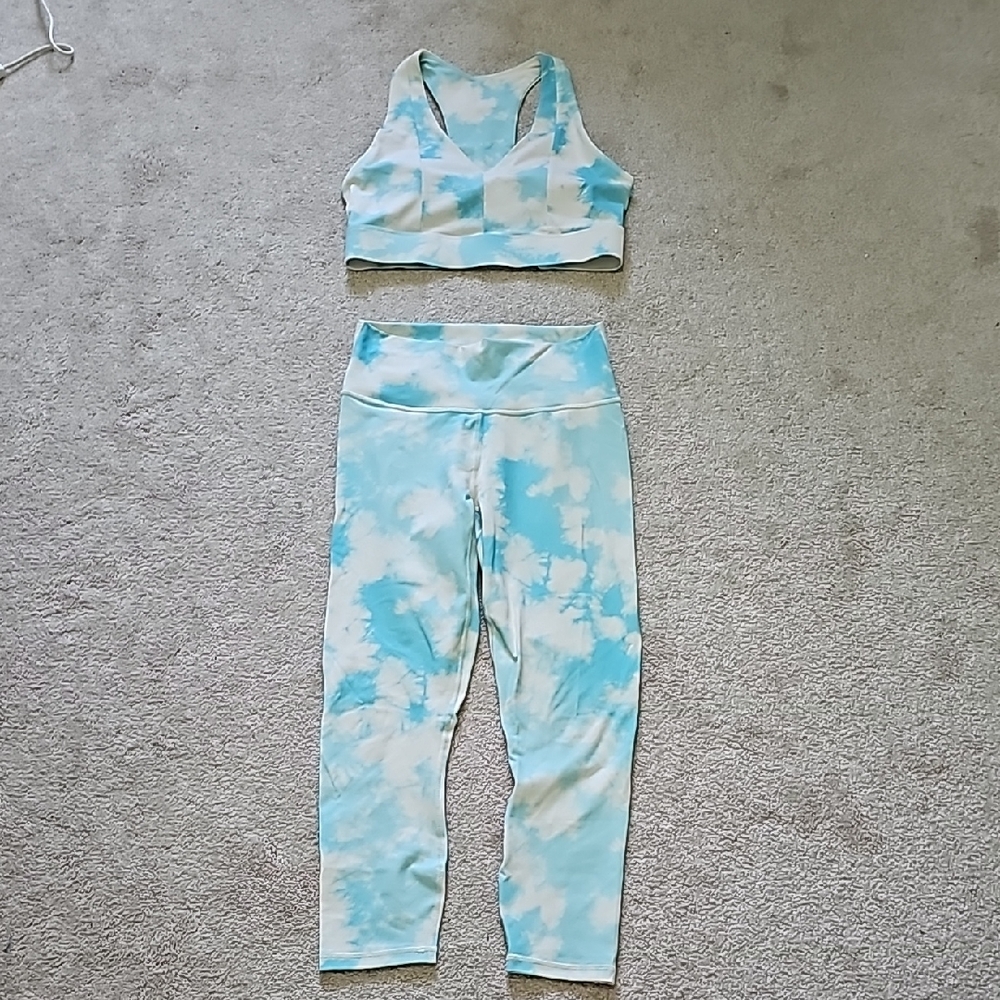 Fabletics Blue and White Tie-Dye Activewear Set